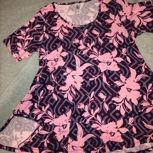 LulaRoe Perfect T - M pink/purple